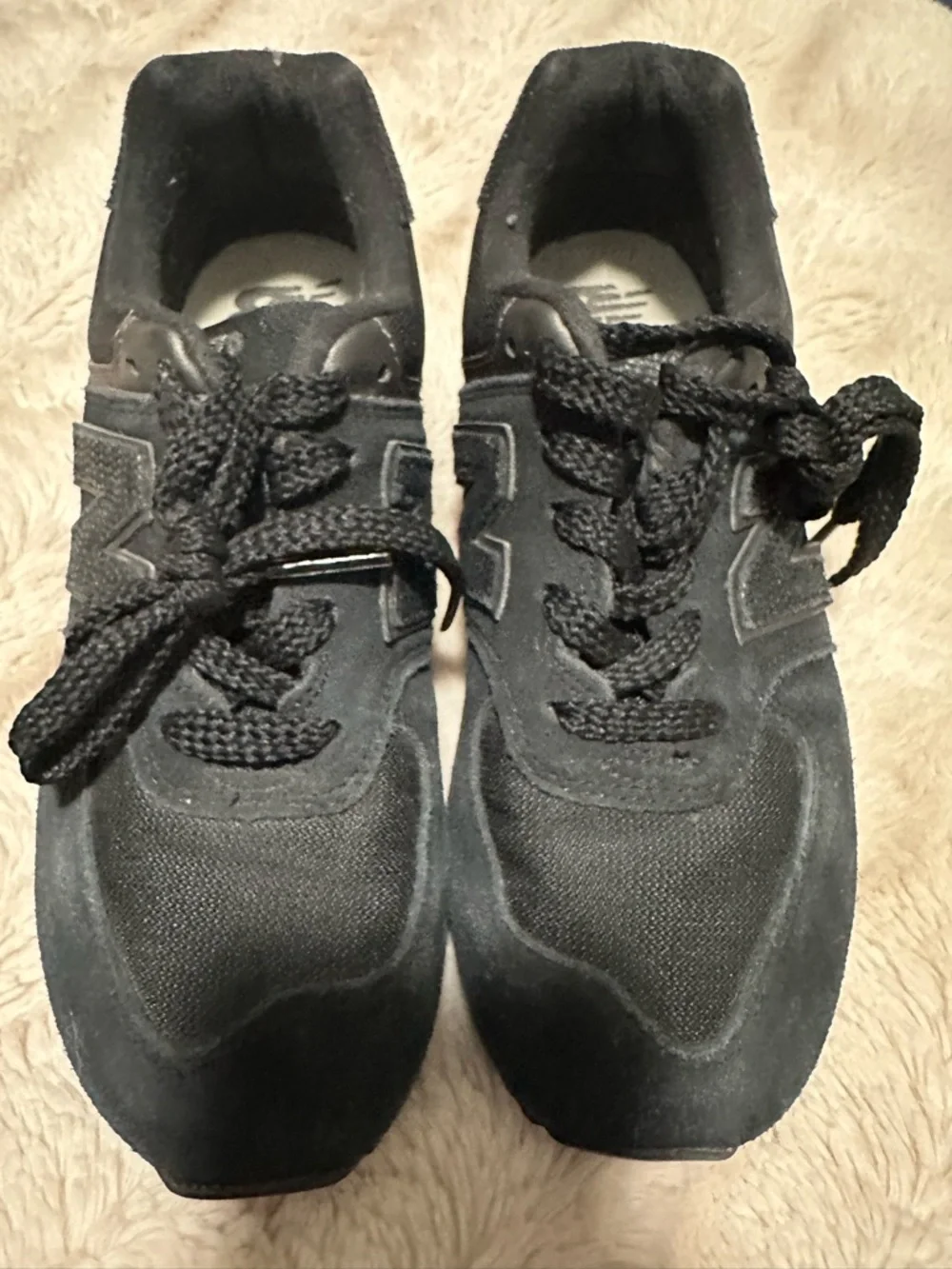 New Balance Kids Black Low-Top Lace-Up Sneakers